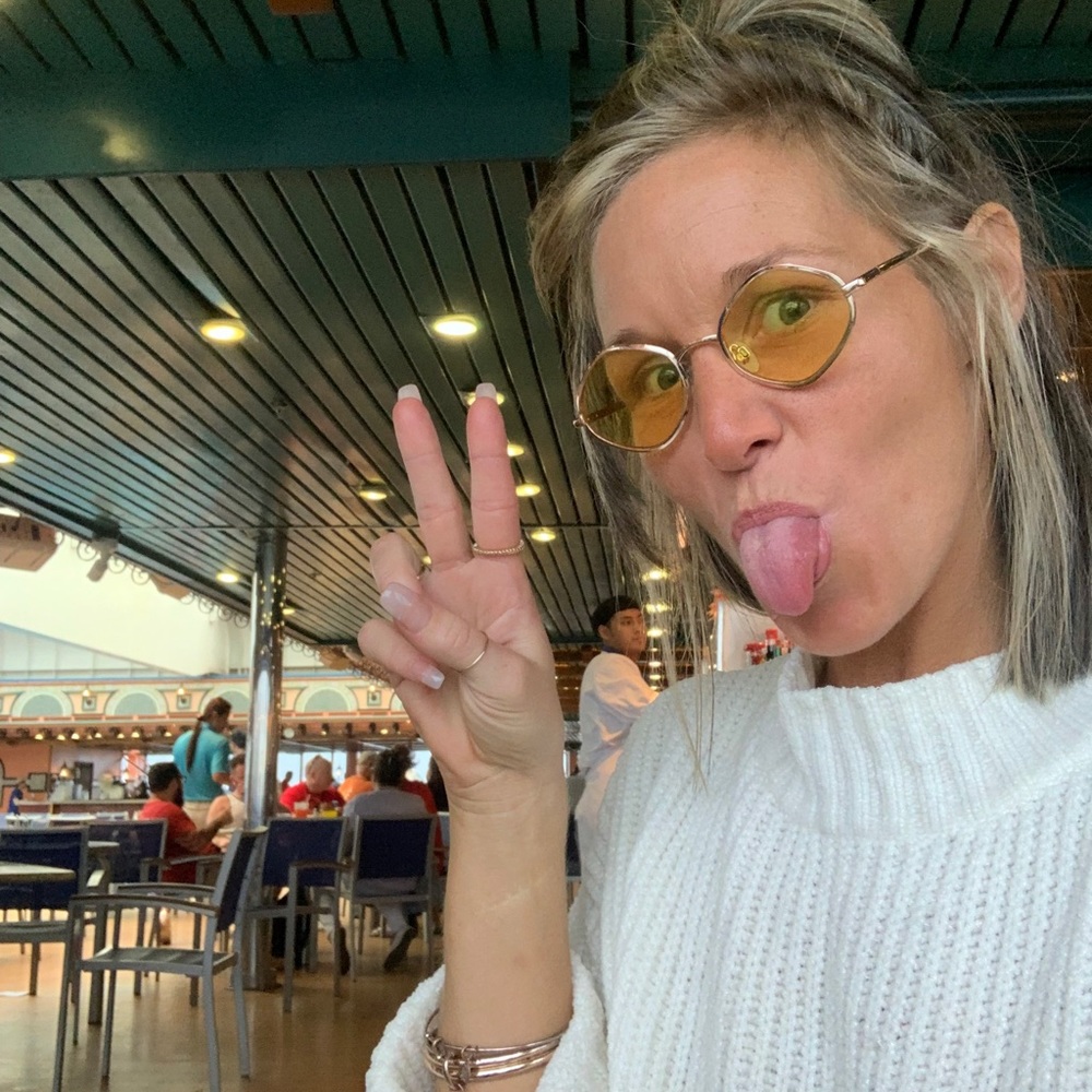 Meet your Posher, Amanda